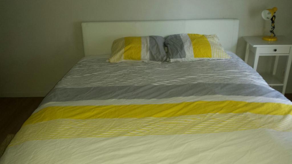 Central Yellow Apartment Bruxelles Extérieur photo