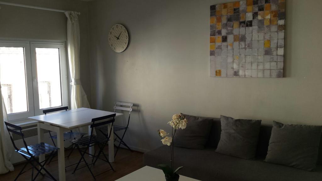 Central Yellow Apartment Bruxelles Extérieur photo