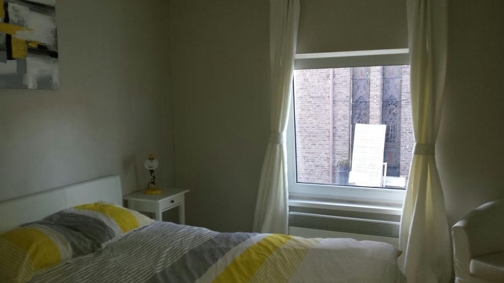 Central Yellow Apartment Bruxelles Extérieur photo